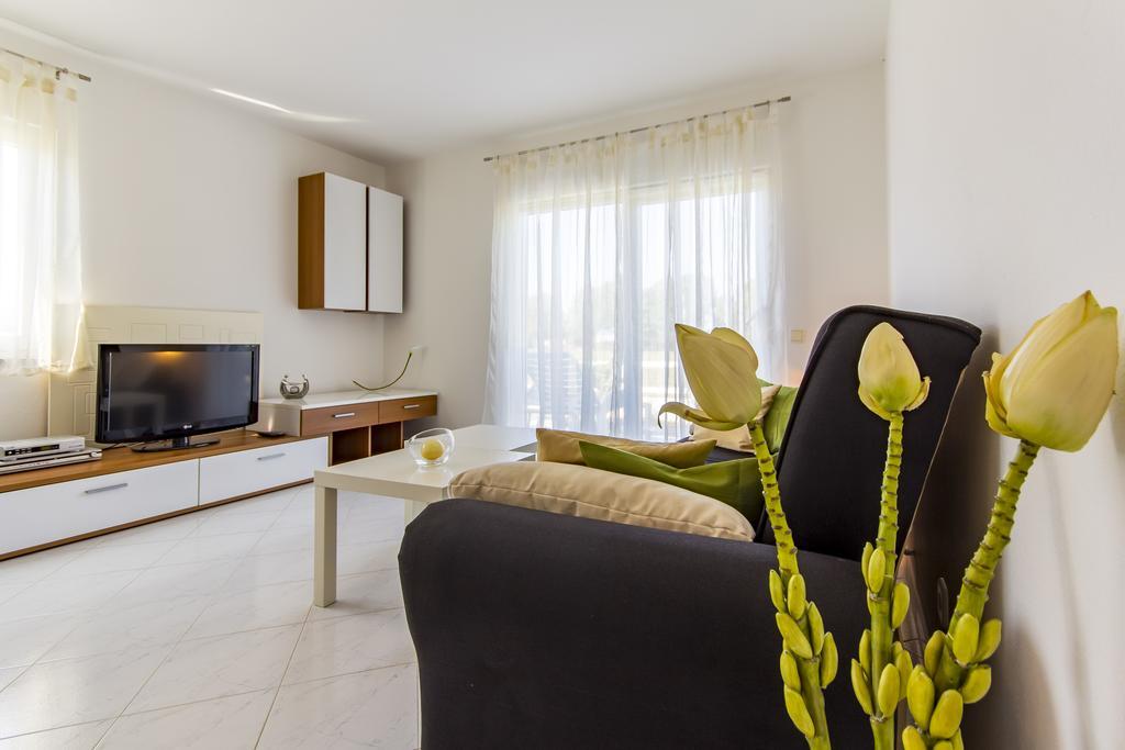 Apartments Alba Фажана Экстерьер фото