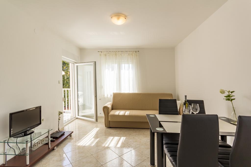Apartments Alba Фажана Экстерьер фото