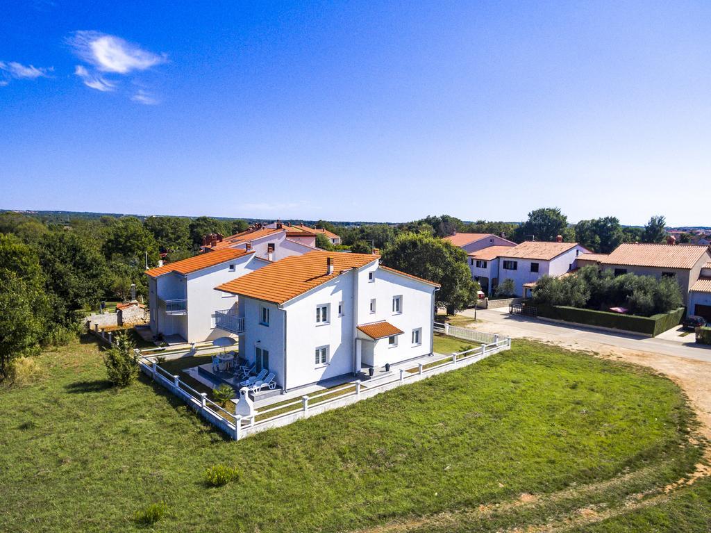 Apartments Alba Фажана Экстерьер фото