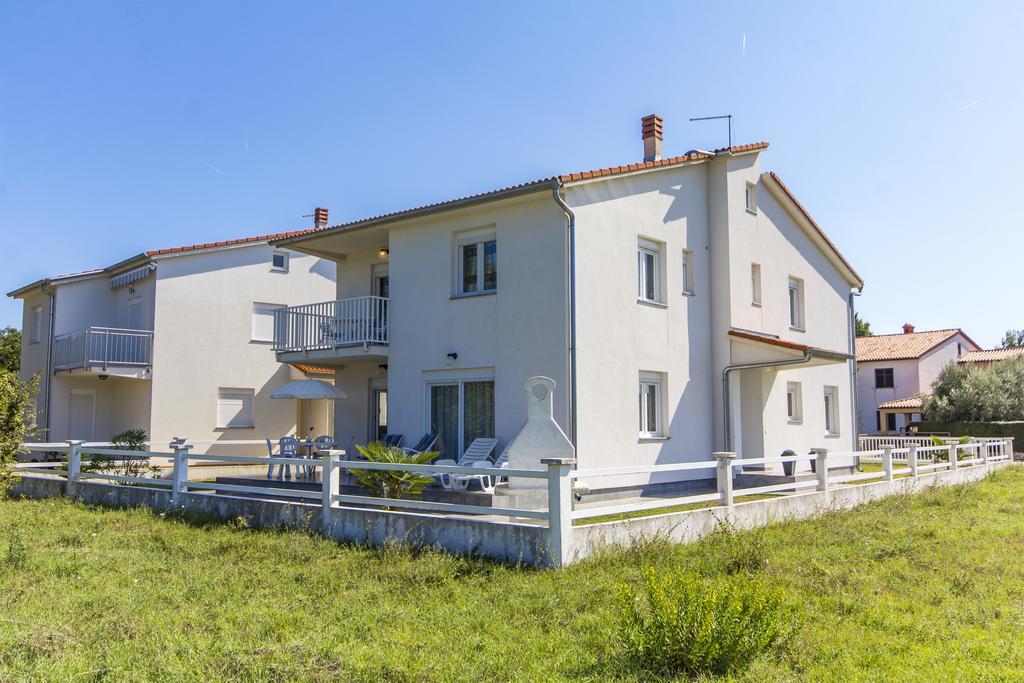 Apartments Alba Фажана Экстерьер фото