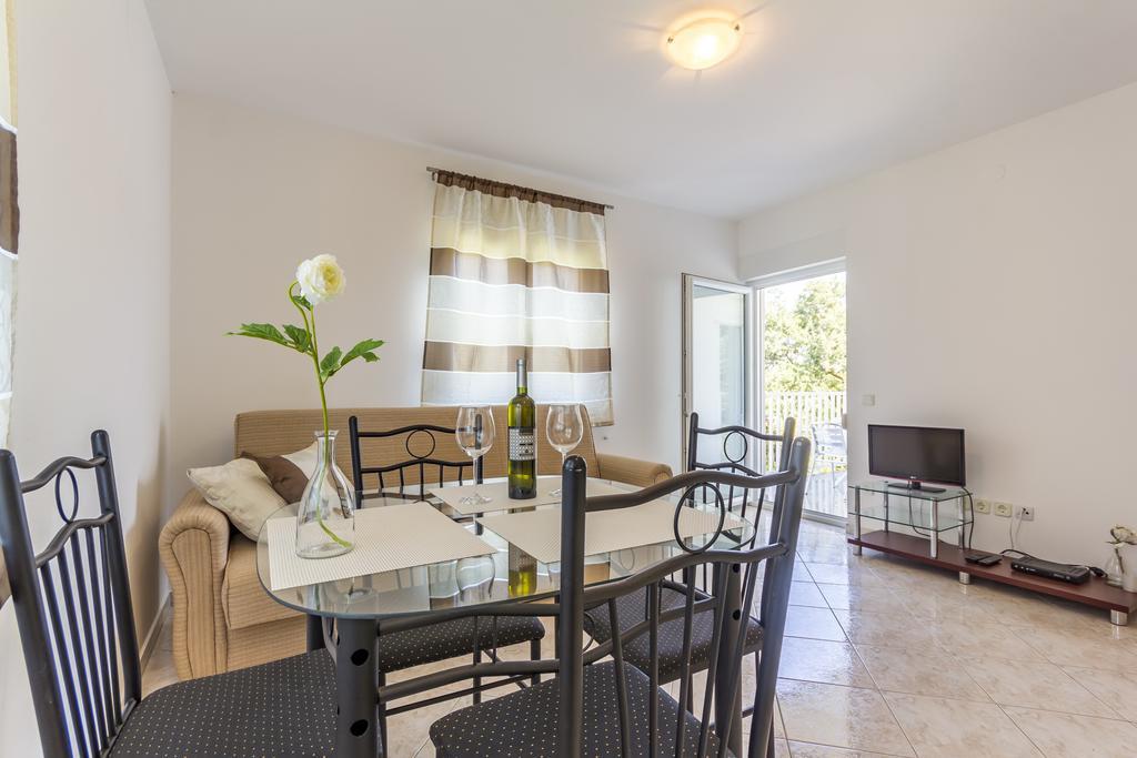 Apartments Alba Фажана Экстерьер фото