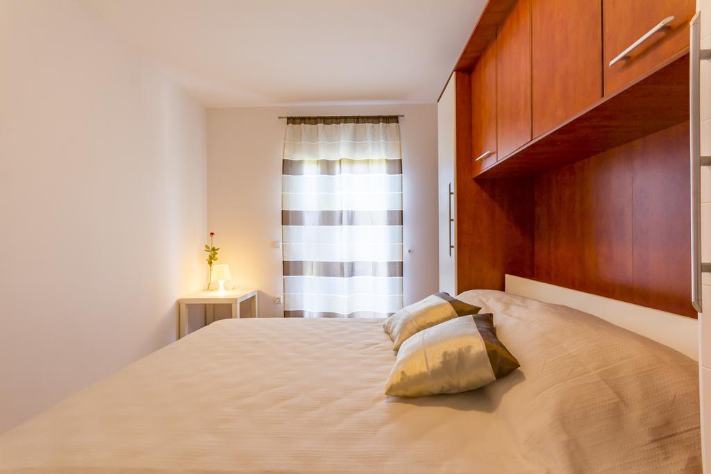 Apartments Alba Фажана Экстерьер фото