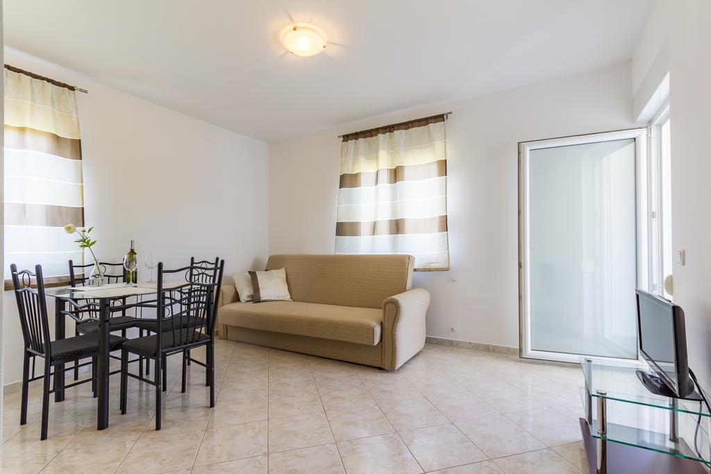 Apartments Alba Фажана Экстерьер фото